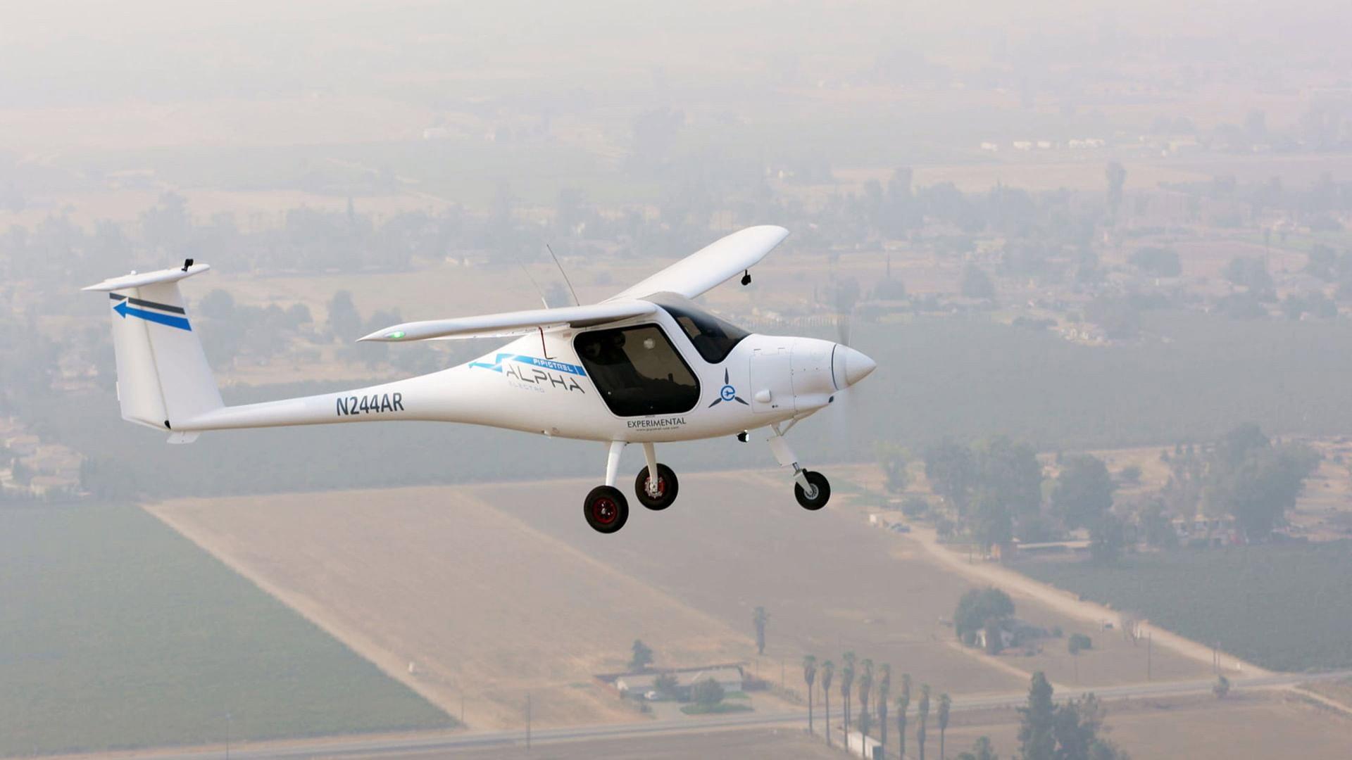 The Great Electric Airplane Race 2022 movie scene