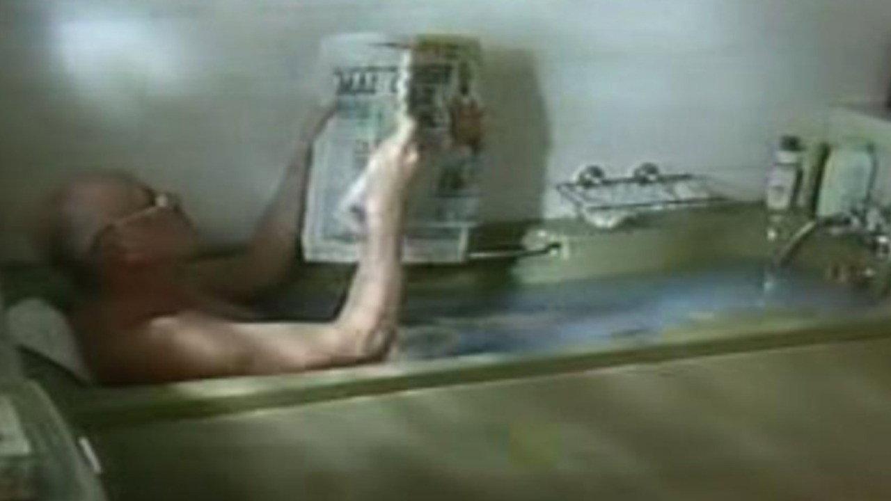 One Foot in the Grave: Victor In The Bath 1993 movie scene