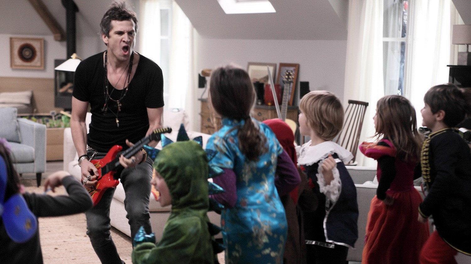 Rock'n Roll 2017 movie scene