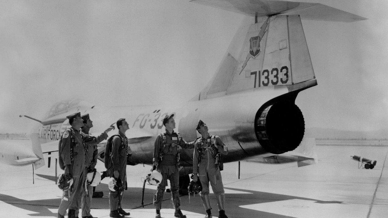 The Starfighters 1964 movie scene