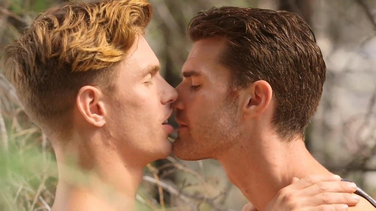 The Good Waiter 2016 movie scene