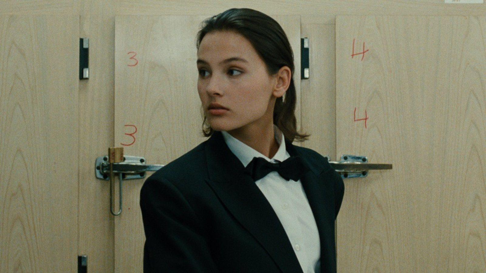 A Single Girl 1995 movie scene