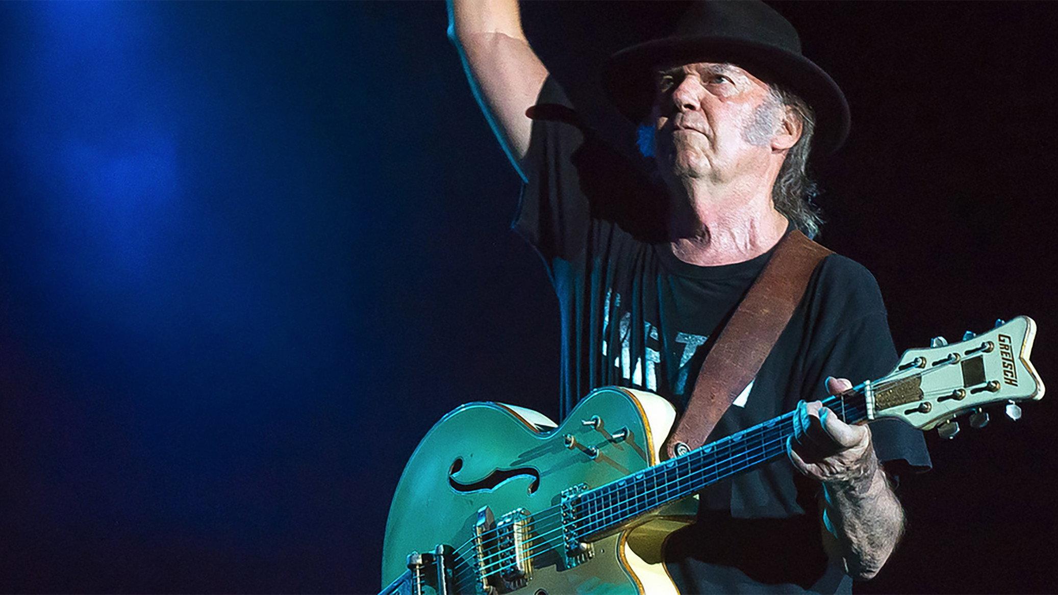 Neil Young & Crazy Horse - The Legend Lives On 2010 movie scene