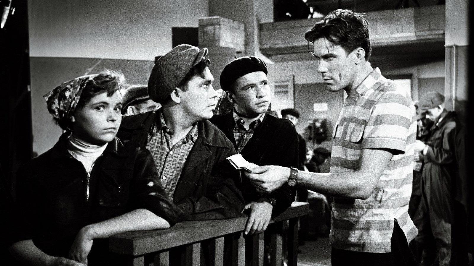 The Sun and the Rain 1960 movie scene