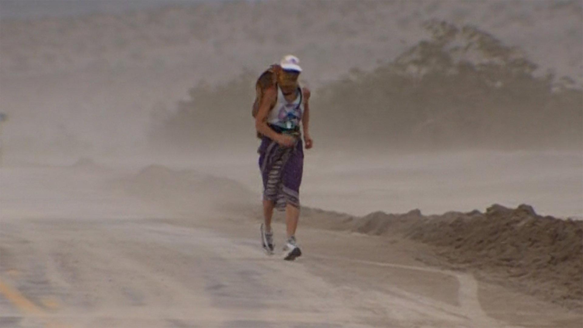 Running on the Sun: The Badwater 135 2000 movie scene