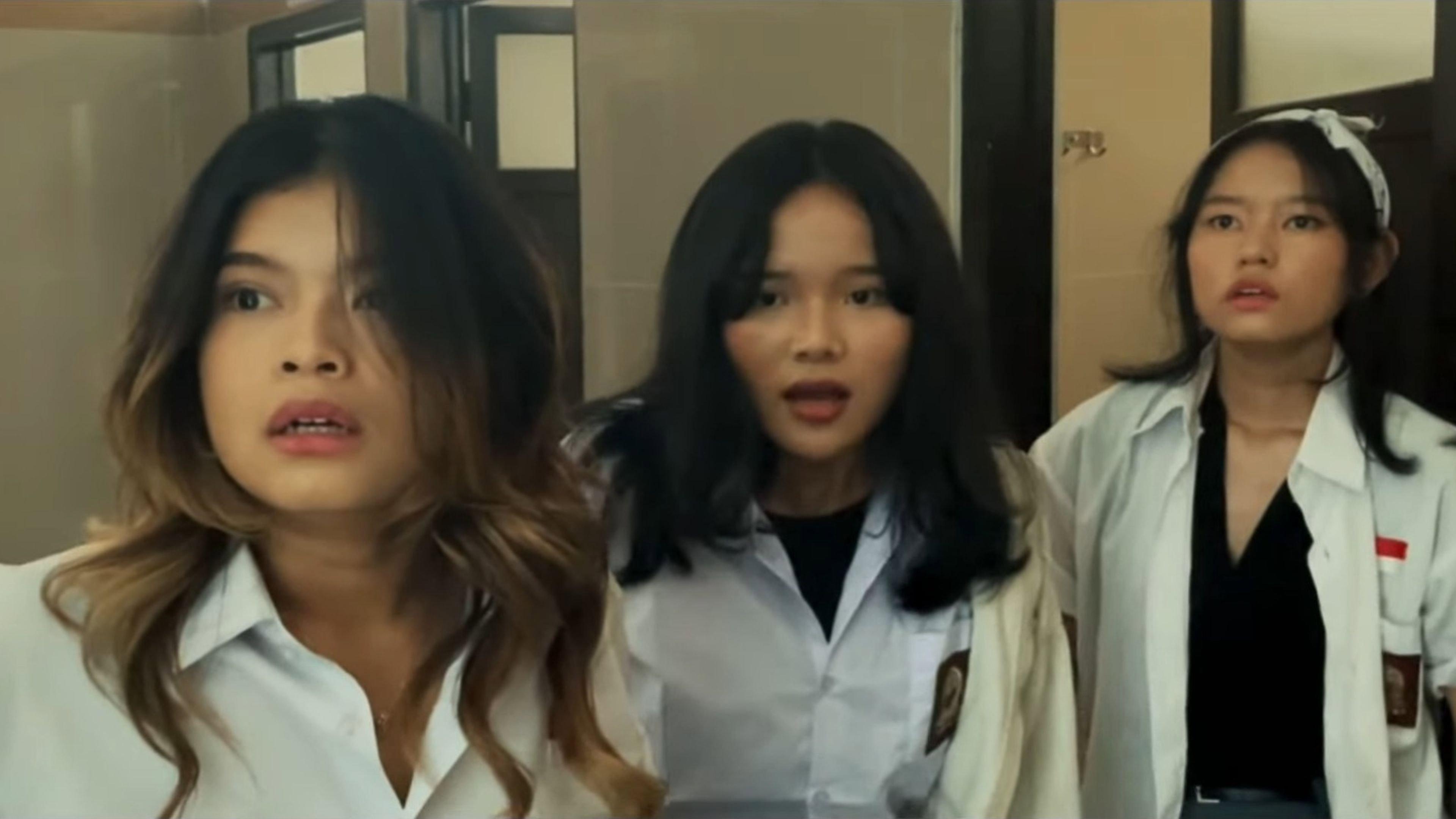 Dewi 2024 movie scene