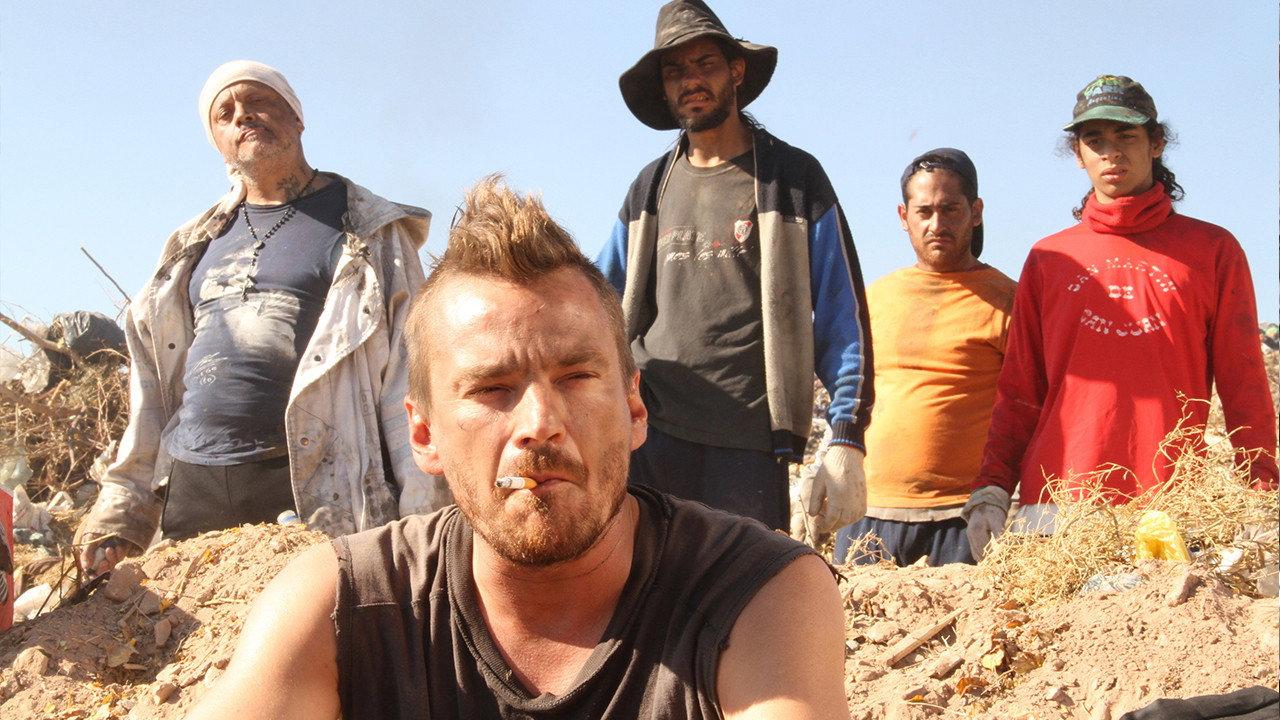 Los nadies 2014 movie scene