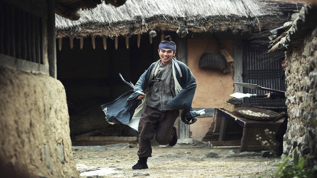 Seondal: The Man Who Sells the River 2016 movie scene