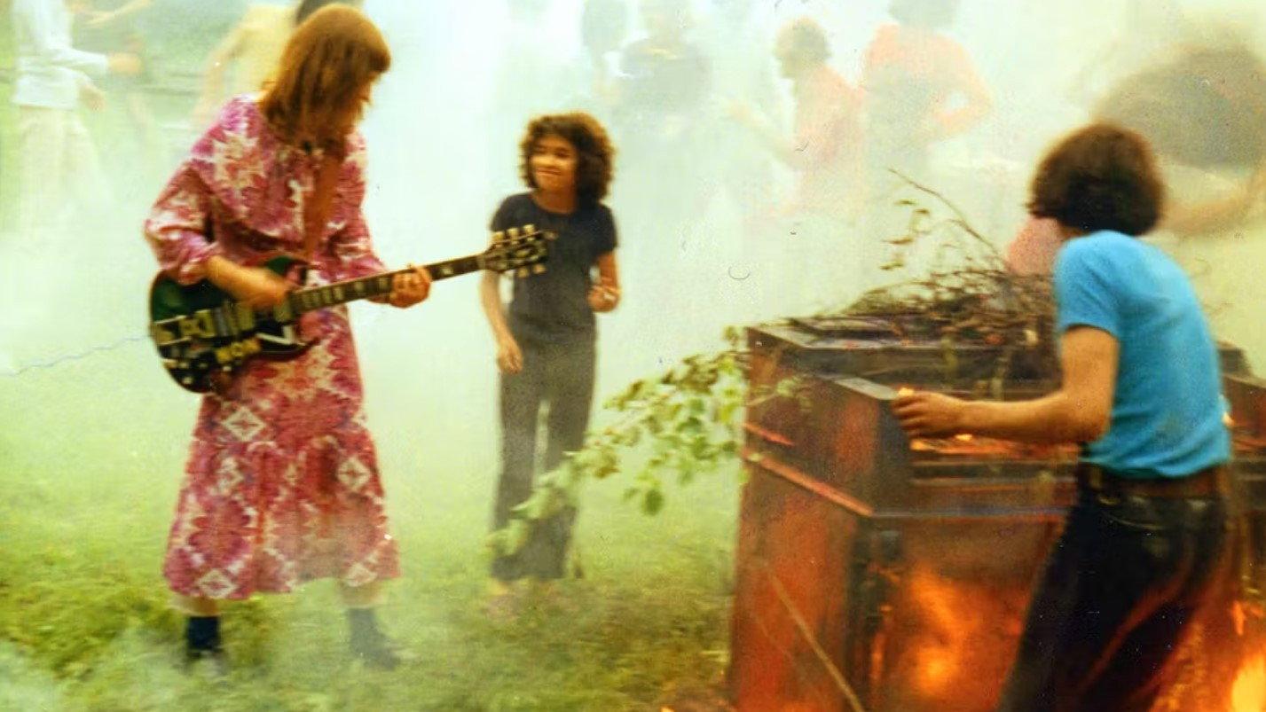 Jupiter 1971 movie scene