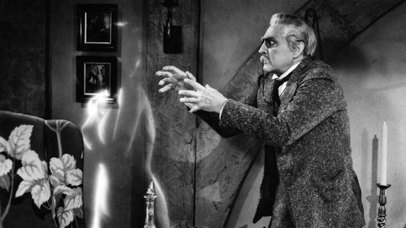 The Invisible Woman 1940 movie scene