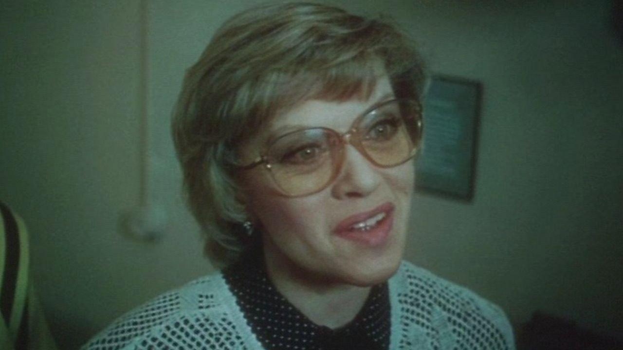 Serafima Glyukina's Weekdays and Weekends 1988 movie scene
