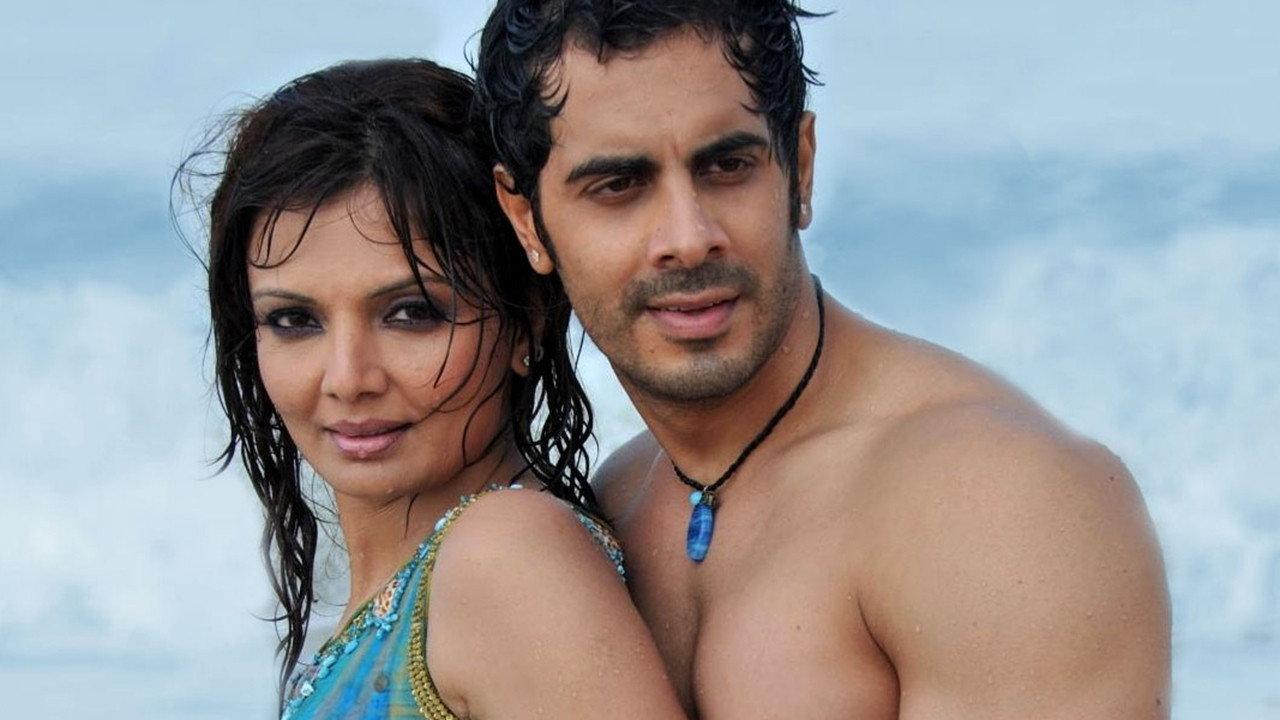 Yeh Dooriyan 2011 movie scene