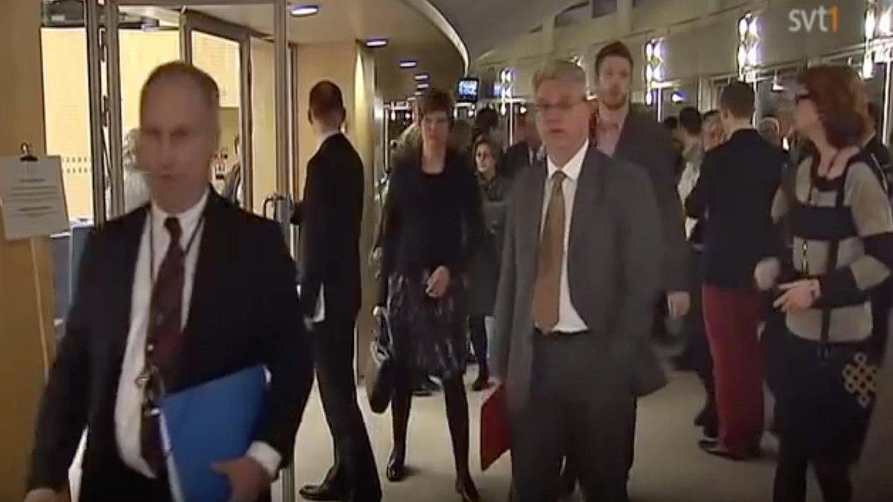 100 dagar - Sverigedemokraterna 2011 movie scene