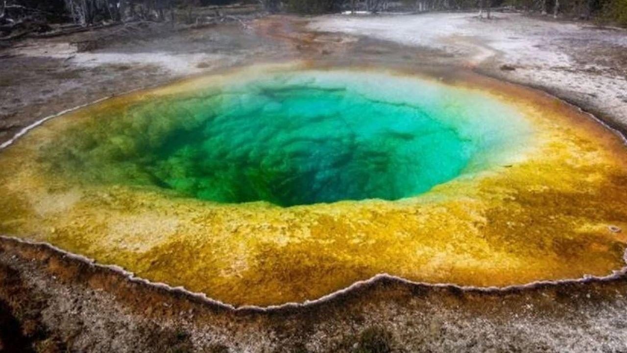 Yellowstone Supervolcano: American Doomsday 2021 movie scene