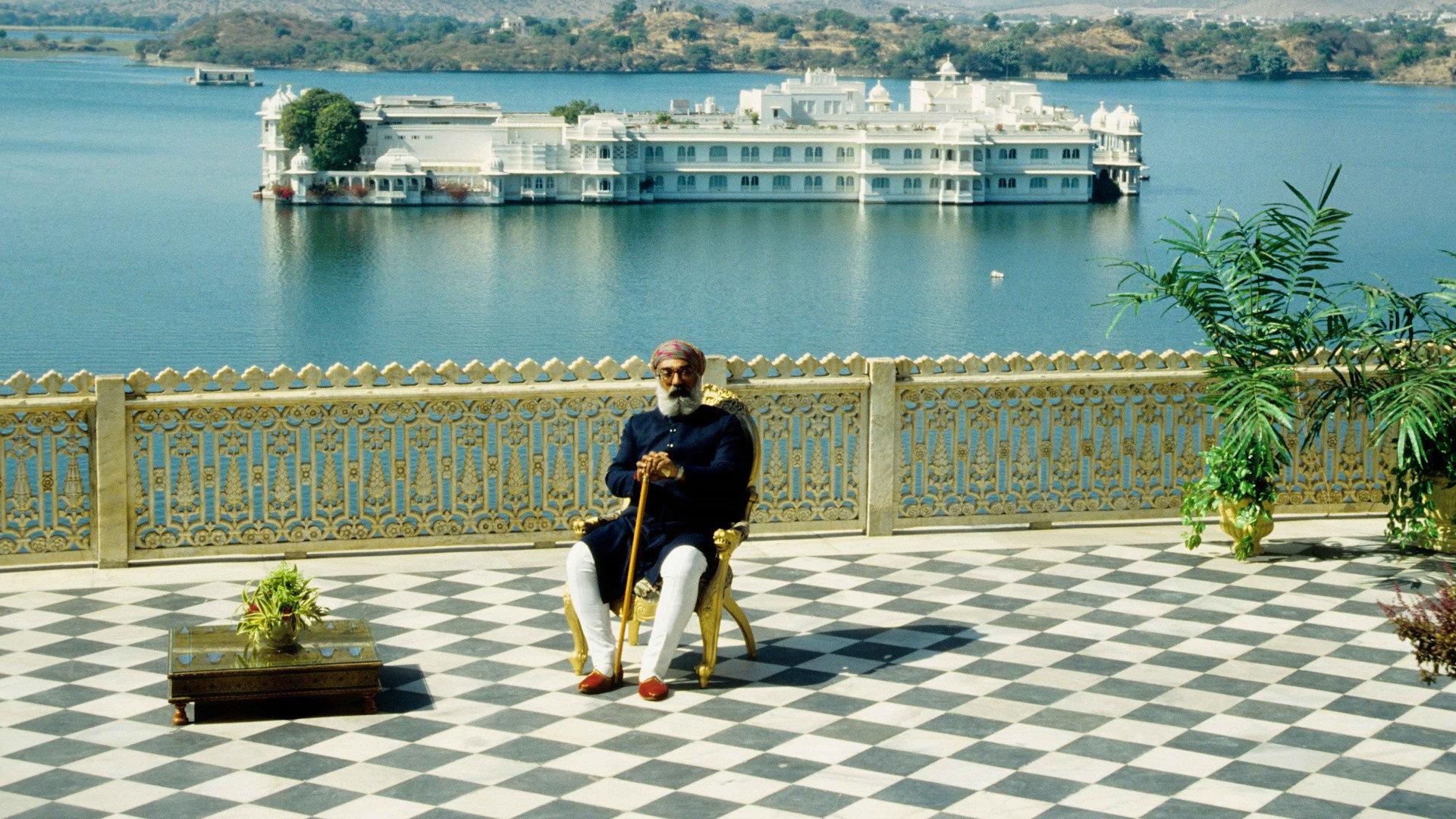 Jag Mandir: The Eccentric Private Theatre of the Maharaja of Udaipur 1991 movie scene
