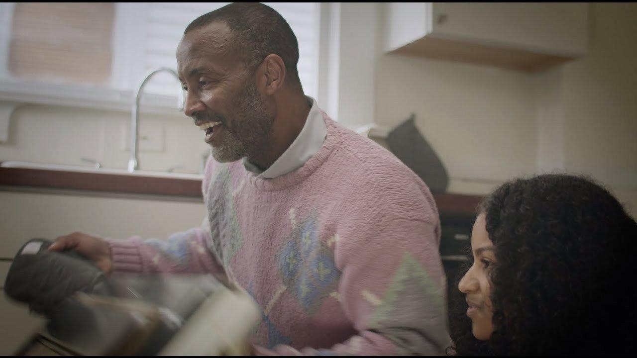Family Recipe 2021 movie scene