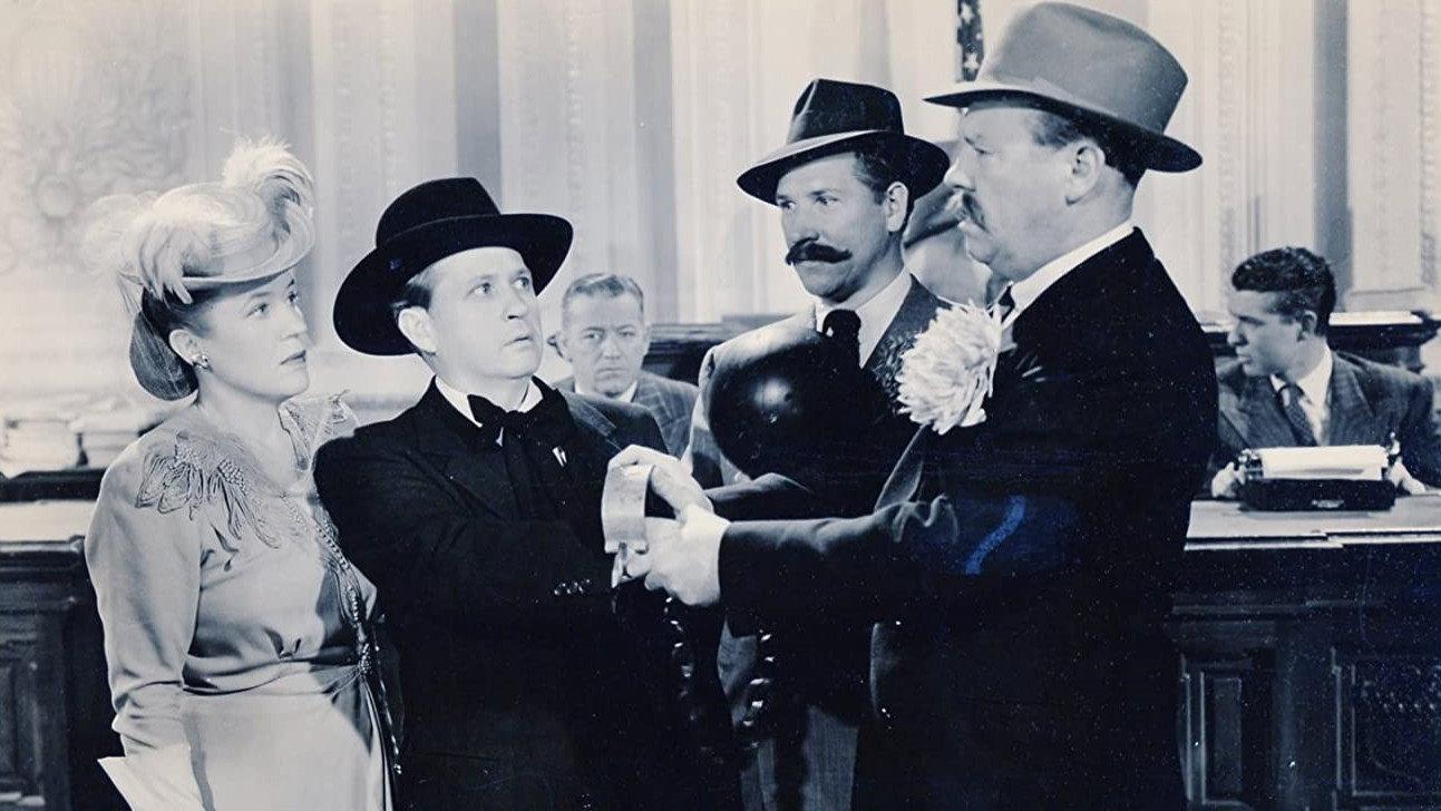 Heavenly Days 1944 movie scene