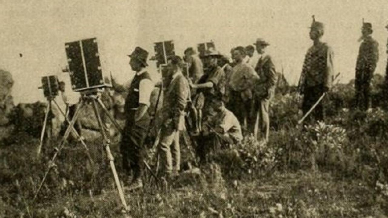Under Two Flags 1915 movie scene