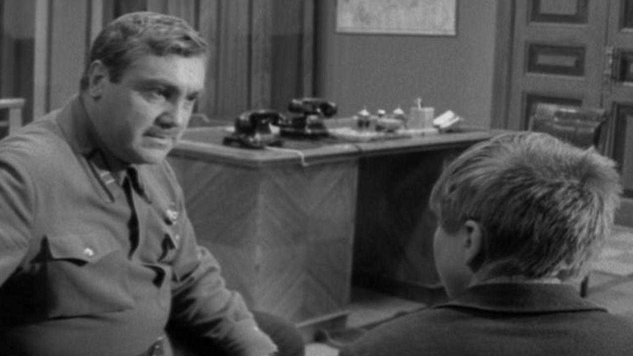 Green Signals 1970 movie scene