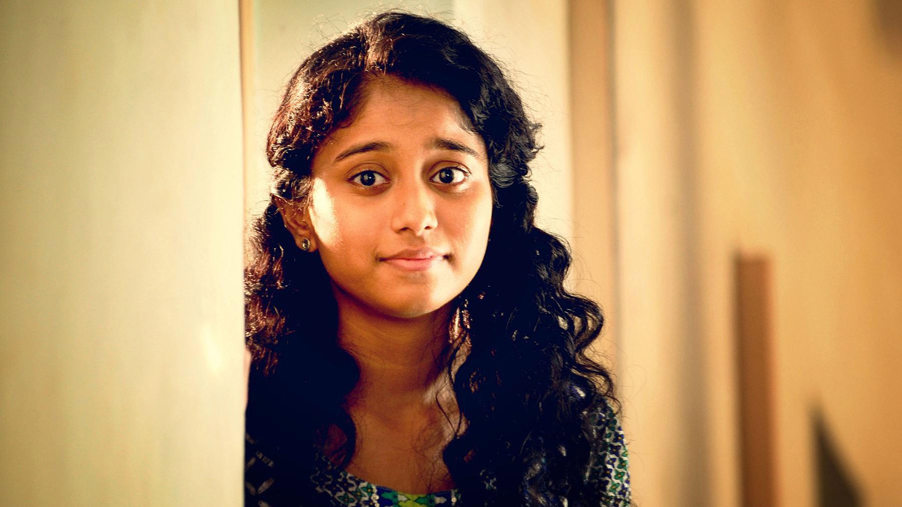 Azhagu Kutti Chellam 2016 movie scene