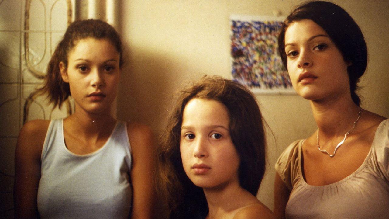 Children Who Love Each Other 2005 movie scene