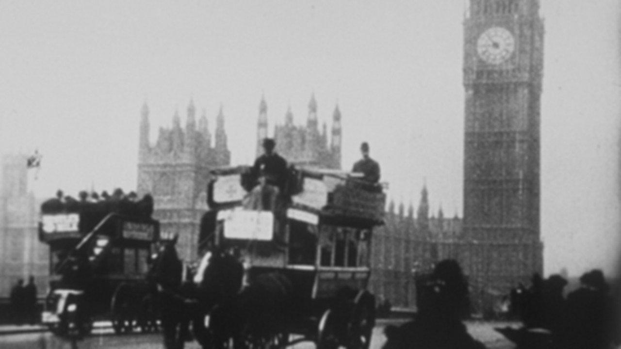 Pont de Westminster 1896 movie scene
