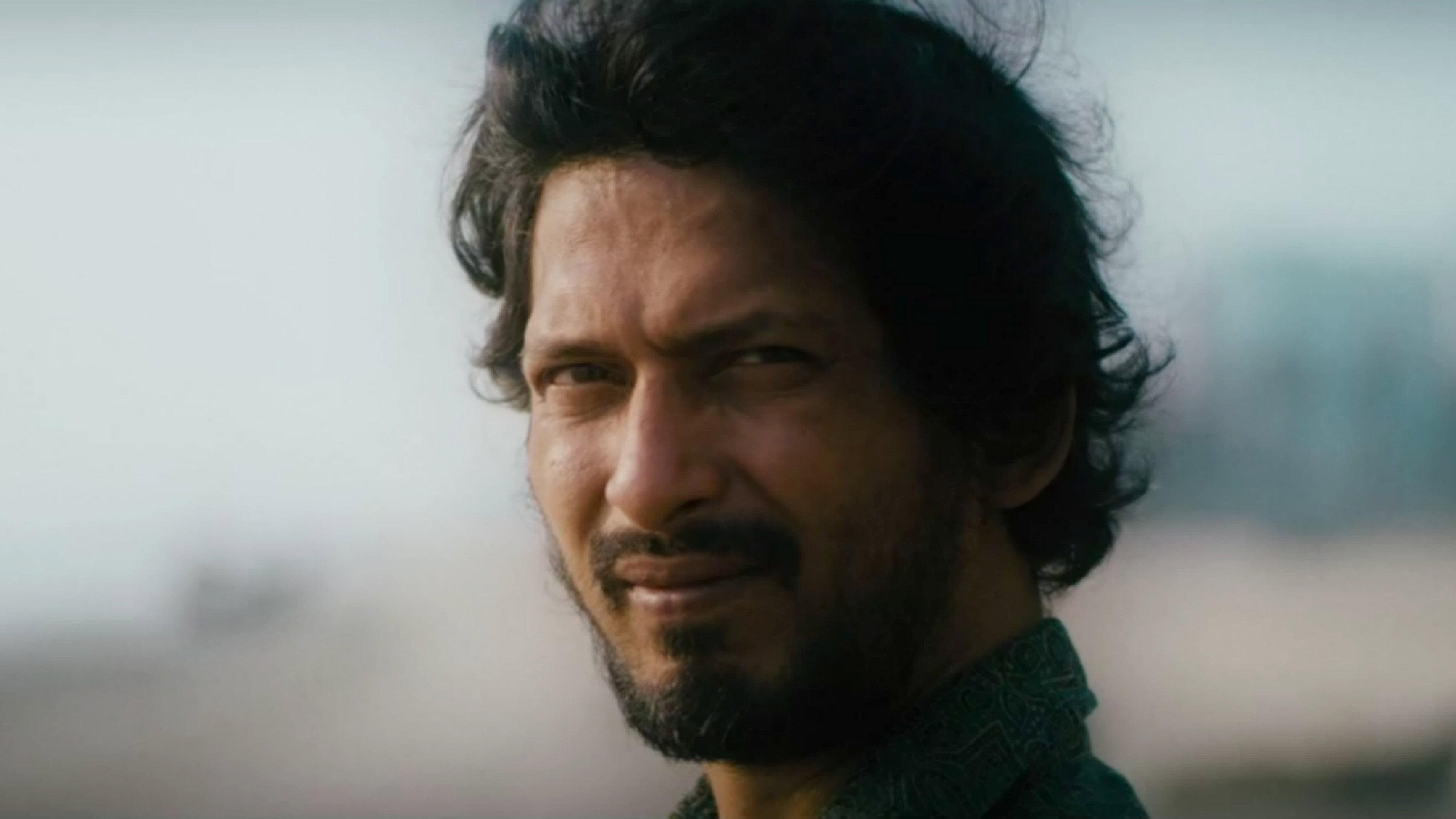 Adhkhana Bhalo Chele Adha Mostaan 2021 movie scene