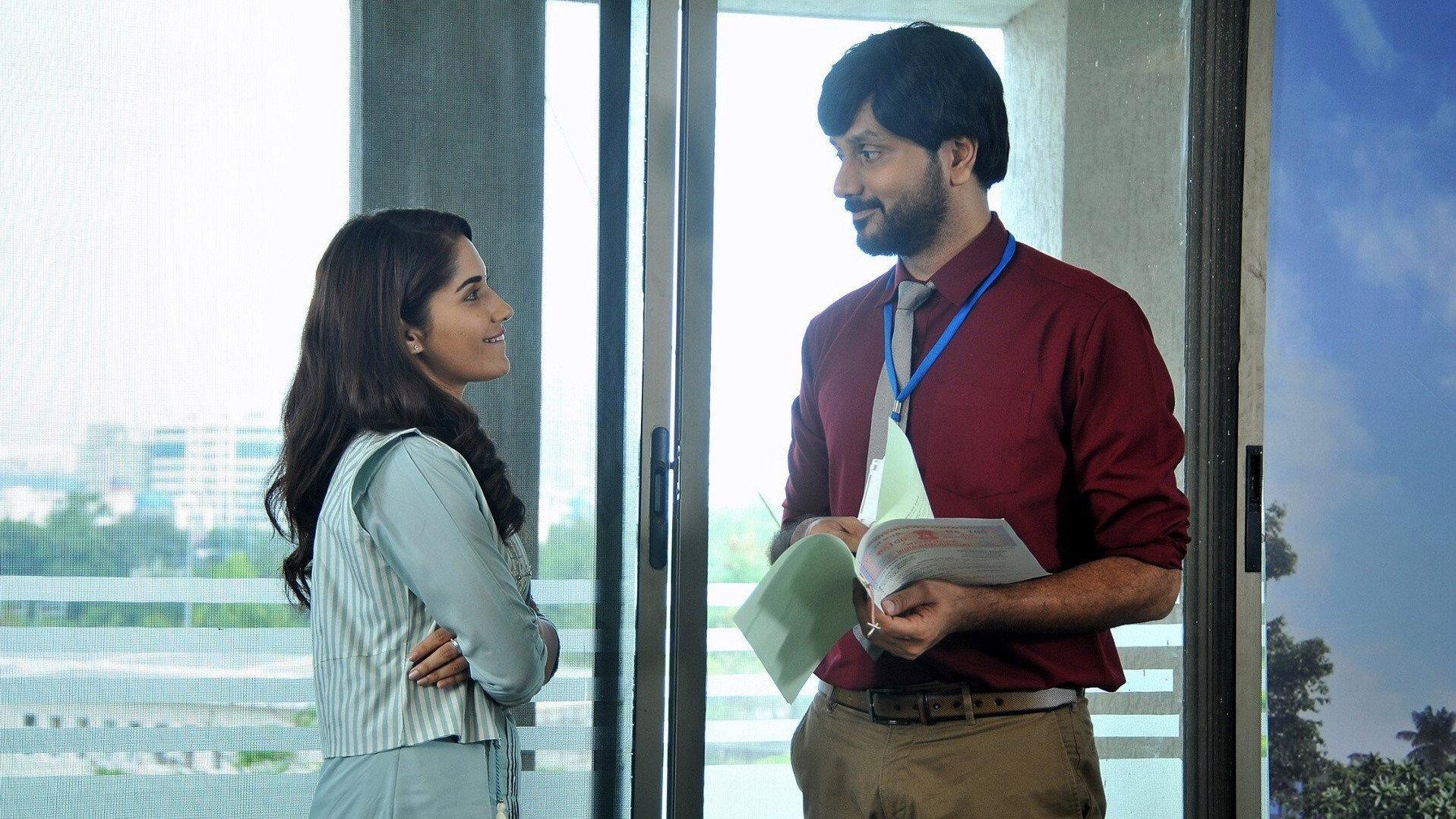 Nootokka Jillala Andagadu 2021 movie scene