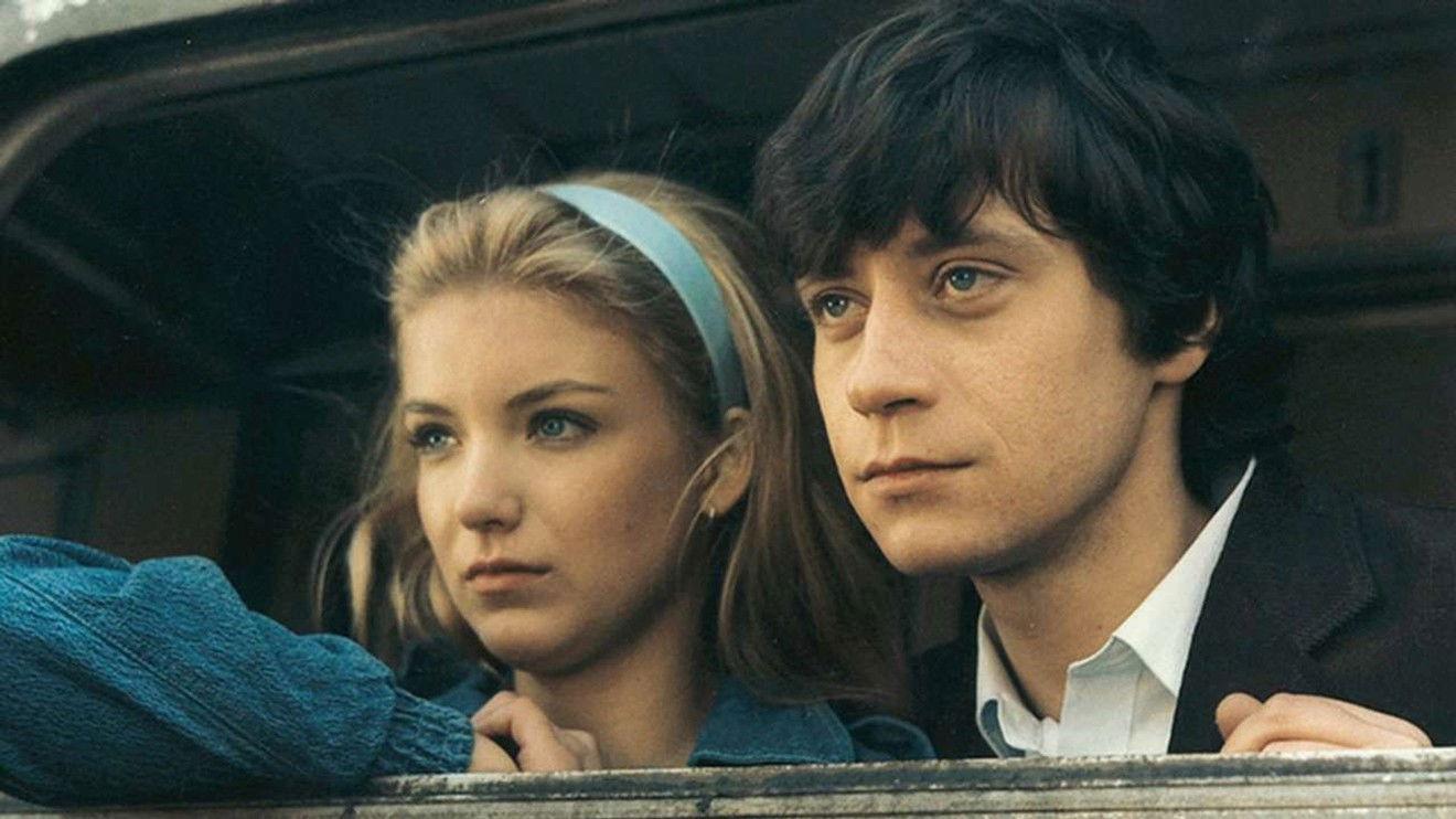 How Poets Are Enjoying Their Lives 1988 movie scene