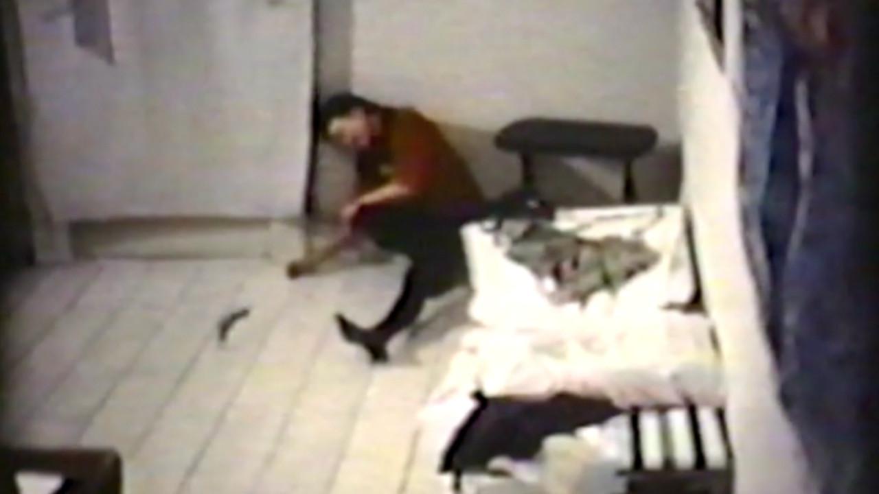 Tootsies in Autumn 1963 movie scene