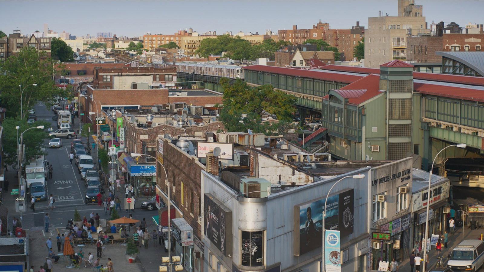 In Jackson Heights 2015 movie scene
