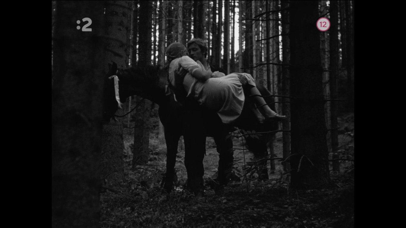 Three Chestnut Horses 1966 movie scene