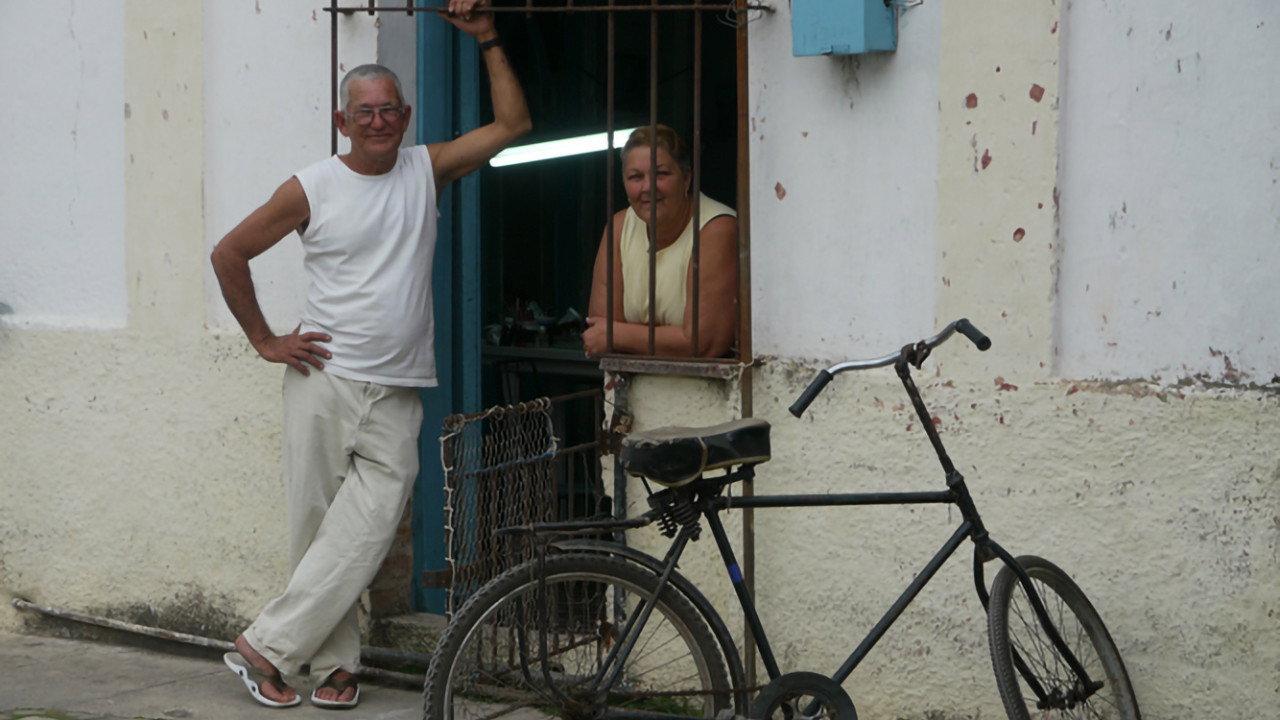 Cartas de Angola 2012 movie scene