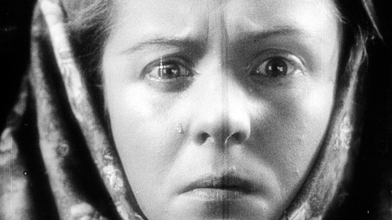 Ayna 1930 movie scene