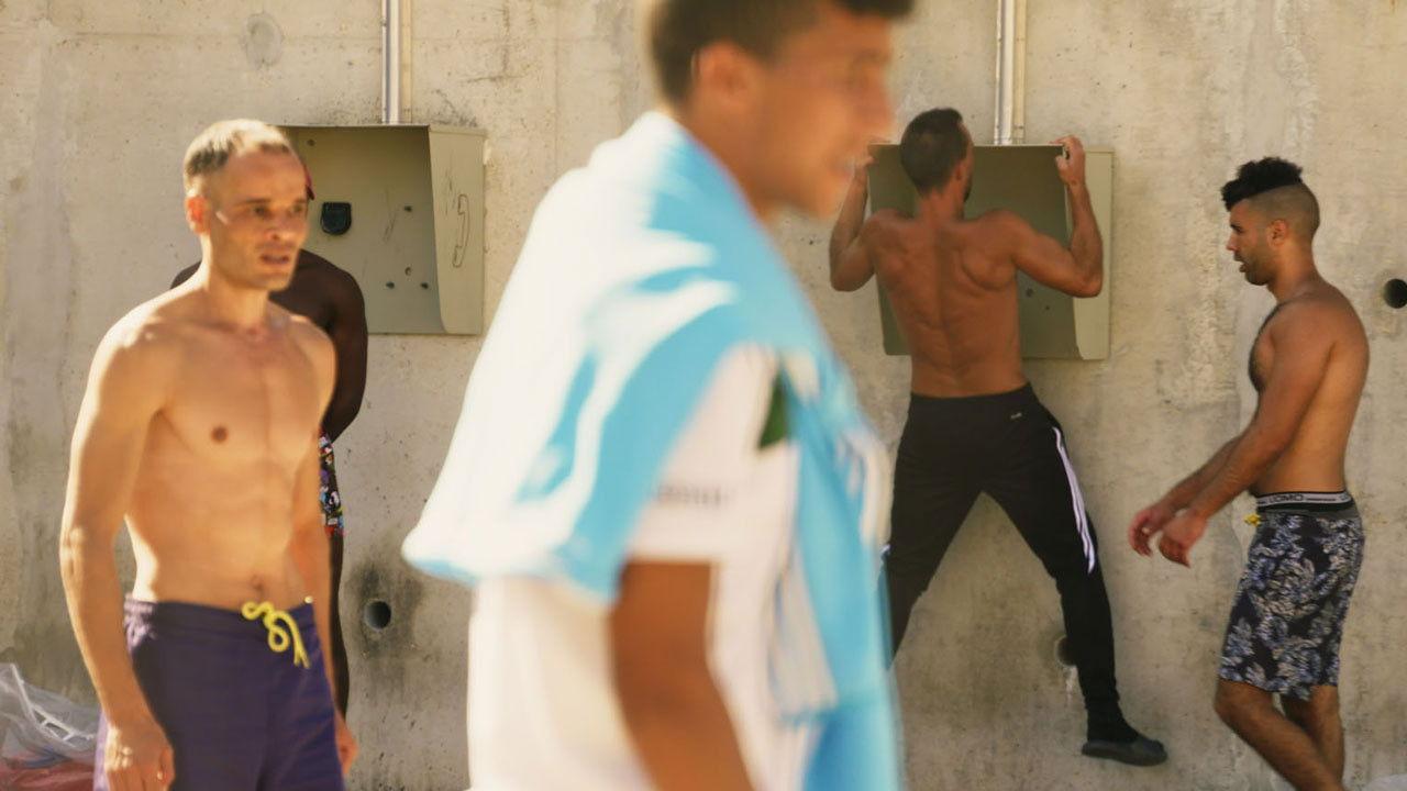 Des Hommes 2019 movie scene