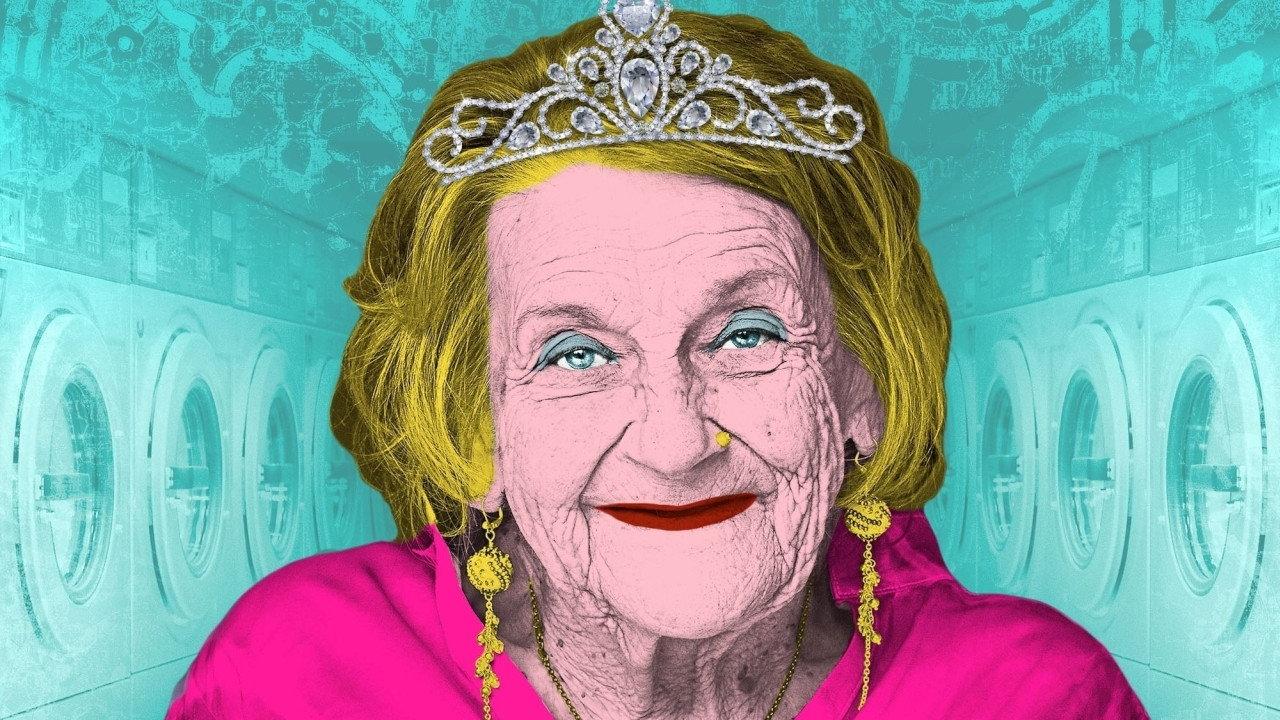 Queen Mimi 2016 movie scene