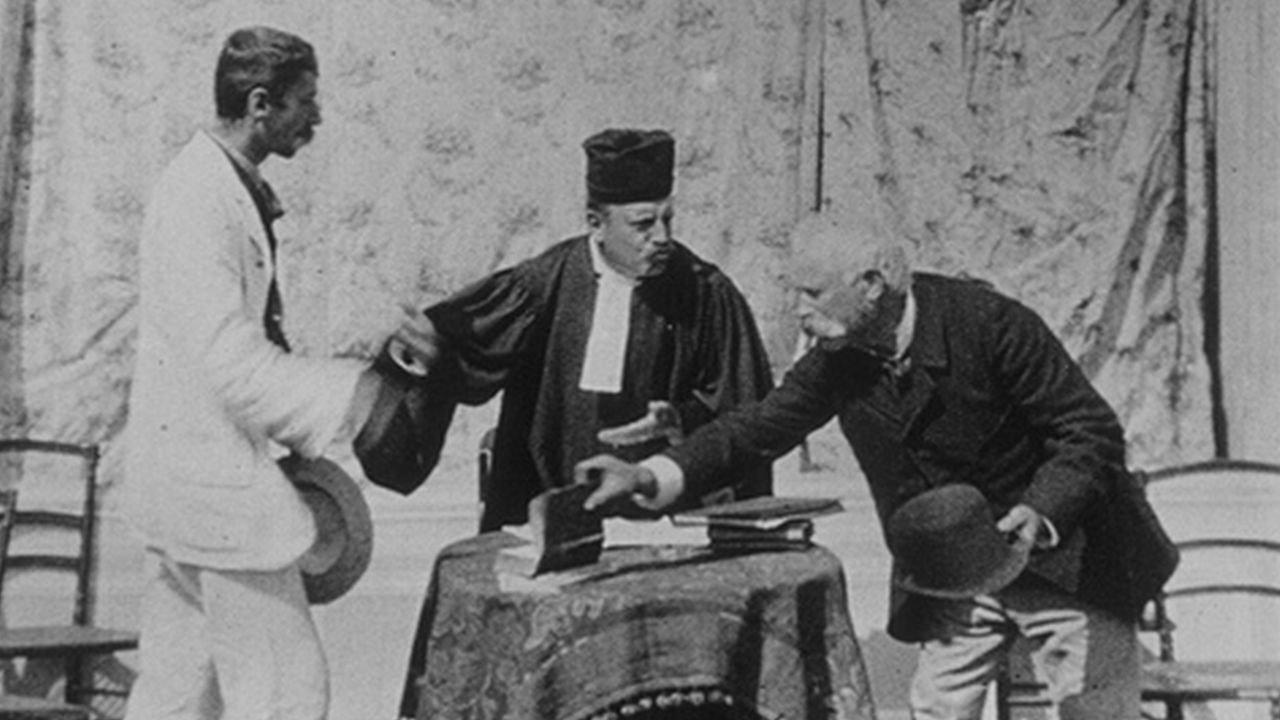 Chez le juge de paix 1897 movie scene