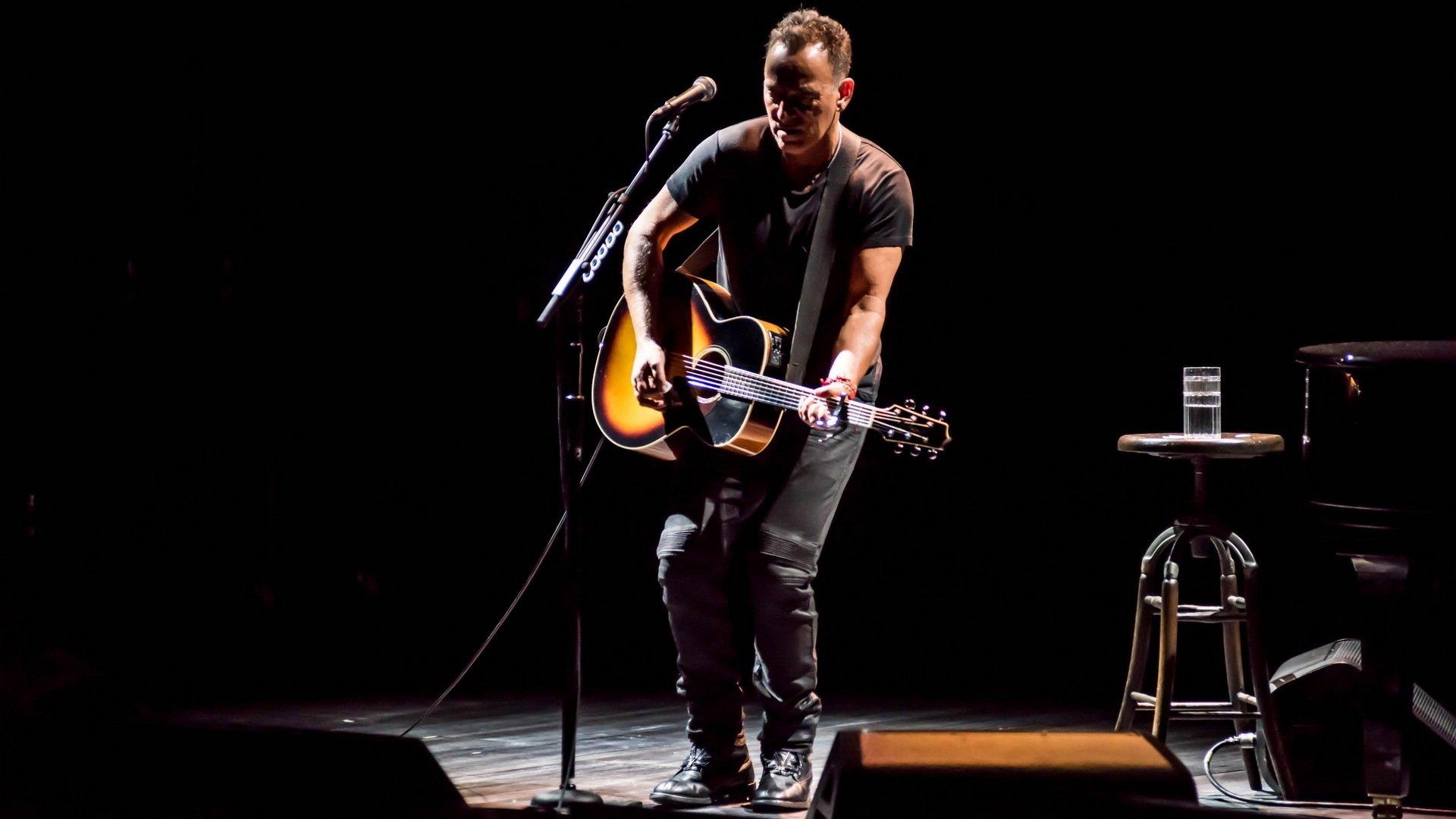 Springsteen on Broadway 2018 movie scene