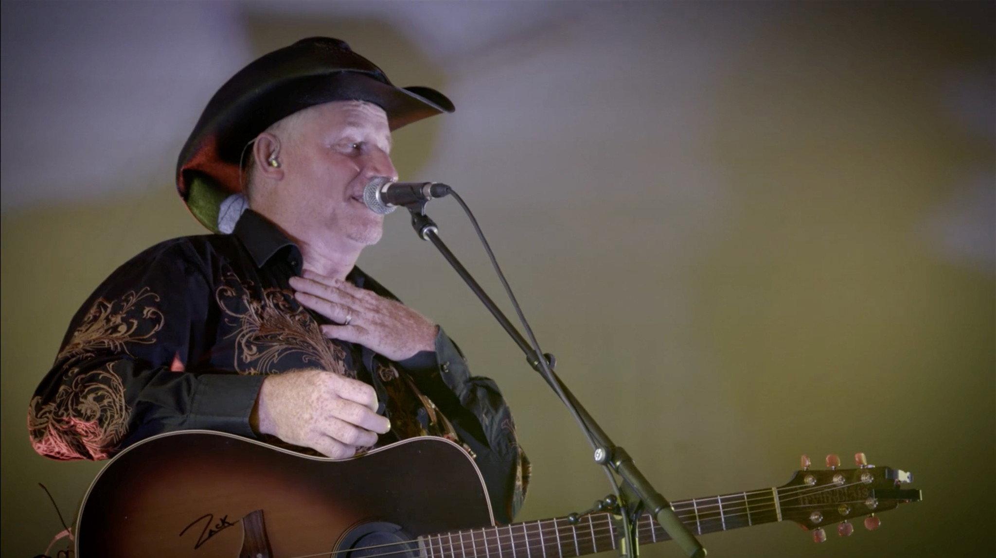 Irvin Blais, la voix du peuple 2020 movie scene