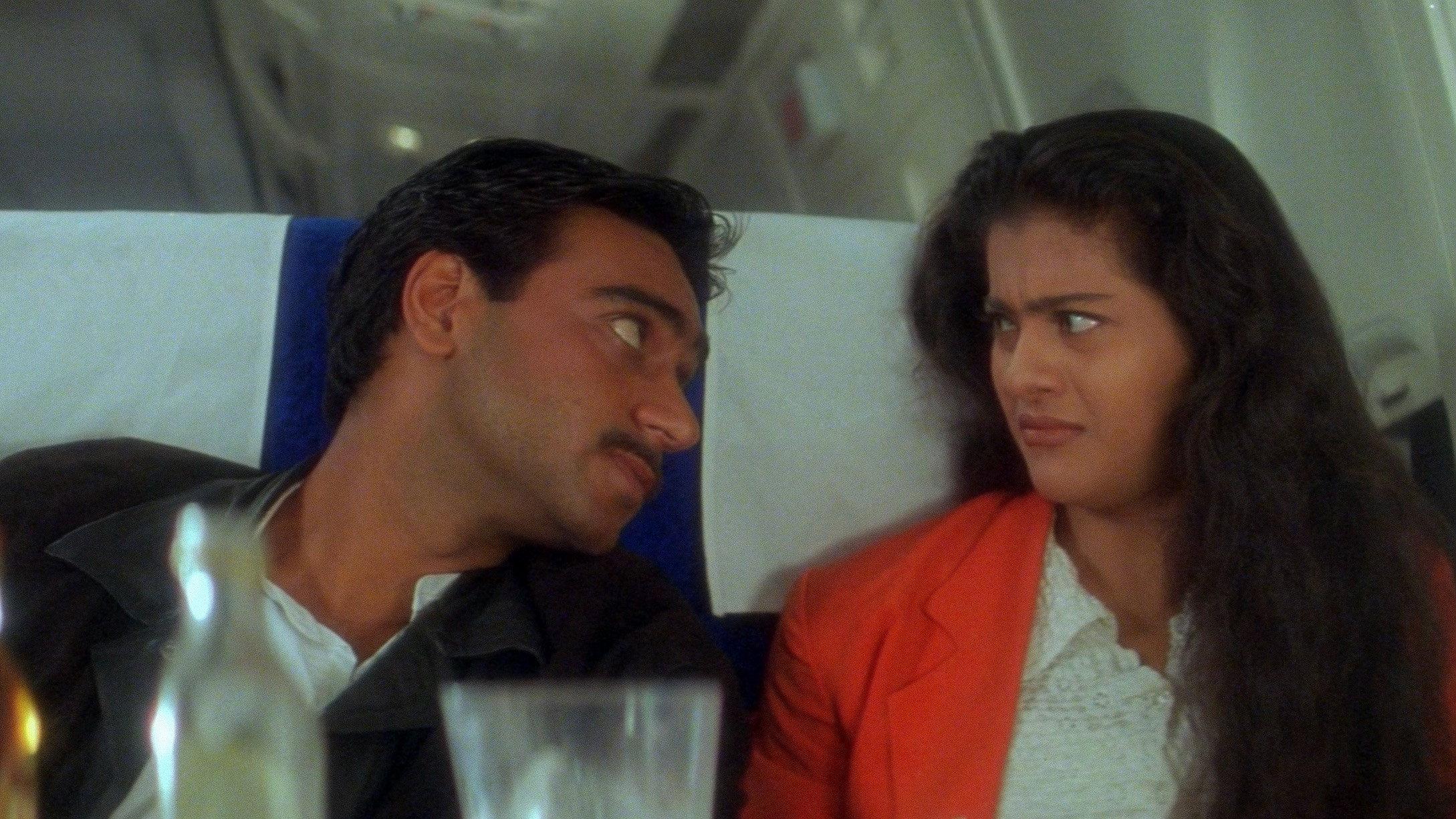 Pyaar To Hona Hi Tha 1998 movie scene