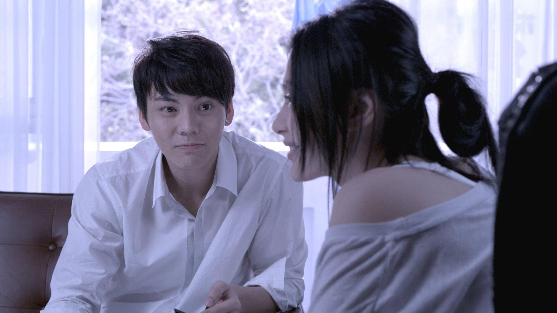 Ex 2010 movie scene