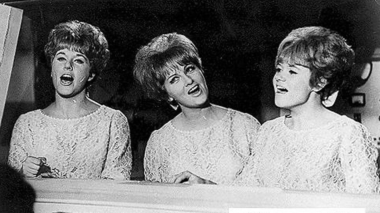 Dateline Diamonds 1965 movie scene