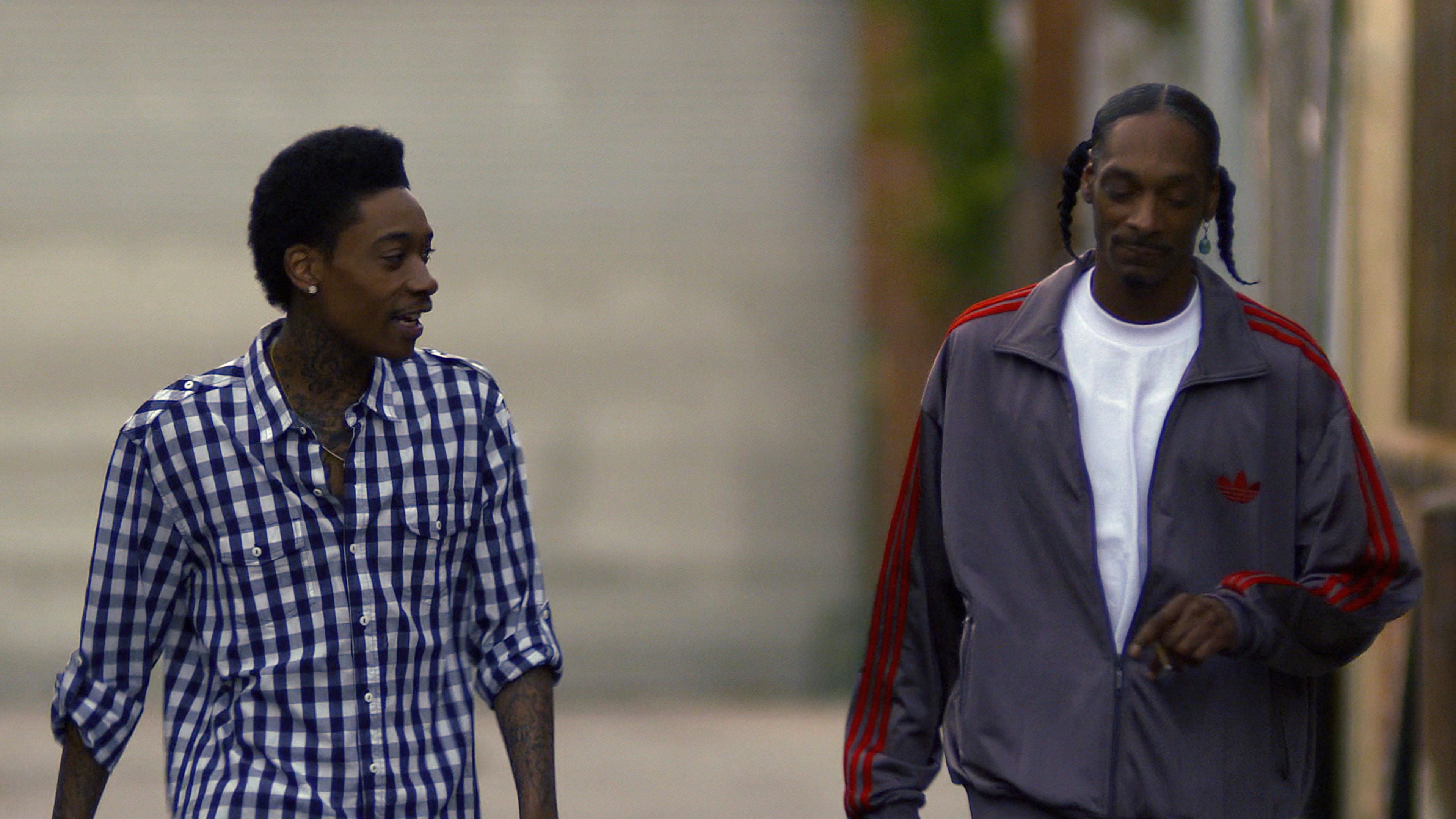 Mac & Devin Go to High School 2012 movie scene