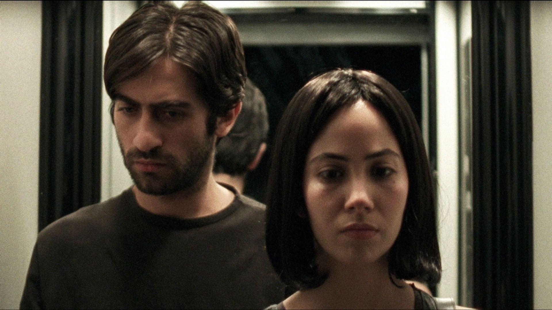 Apartment 2004 movie scene