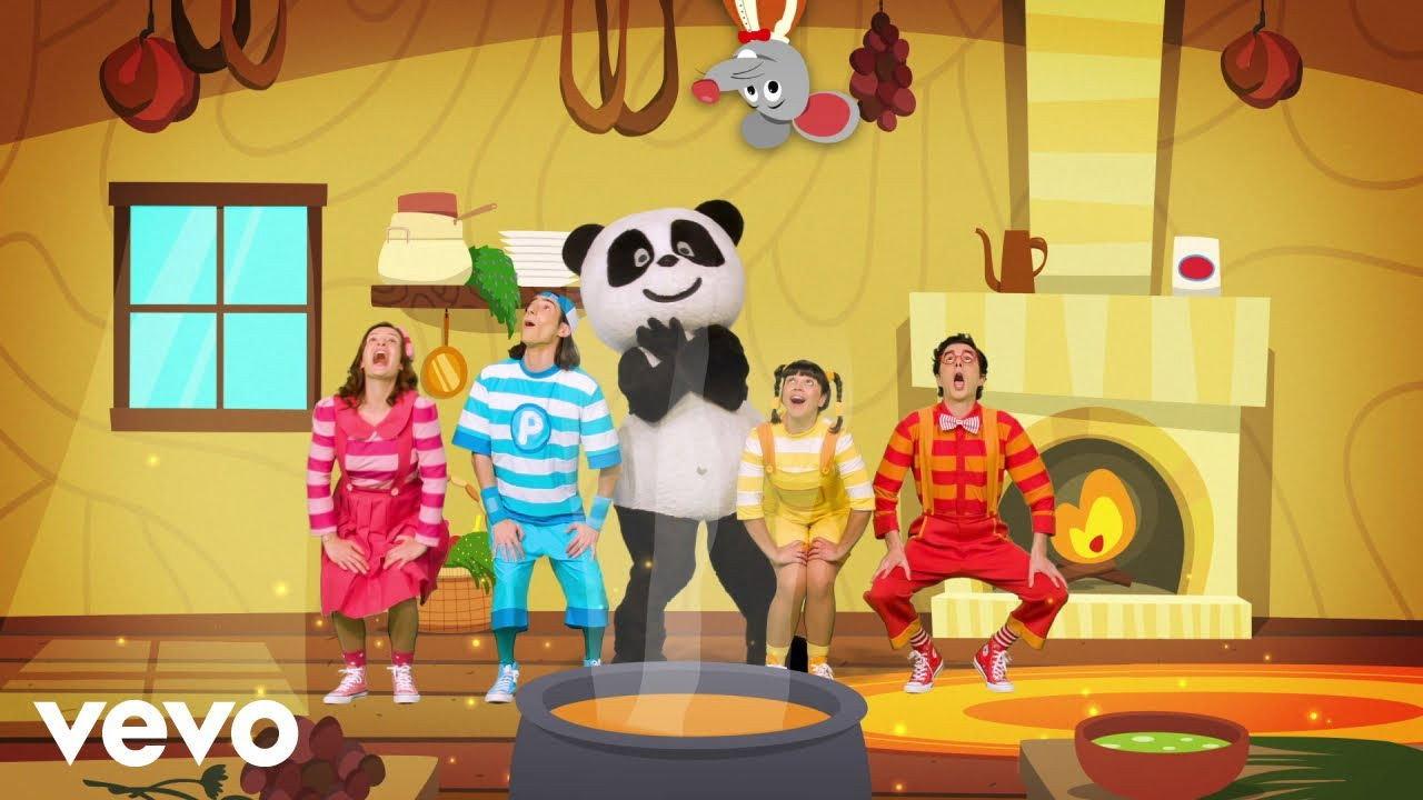 Panda e os Caricas - Era Uma Vez 2019 movie scene