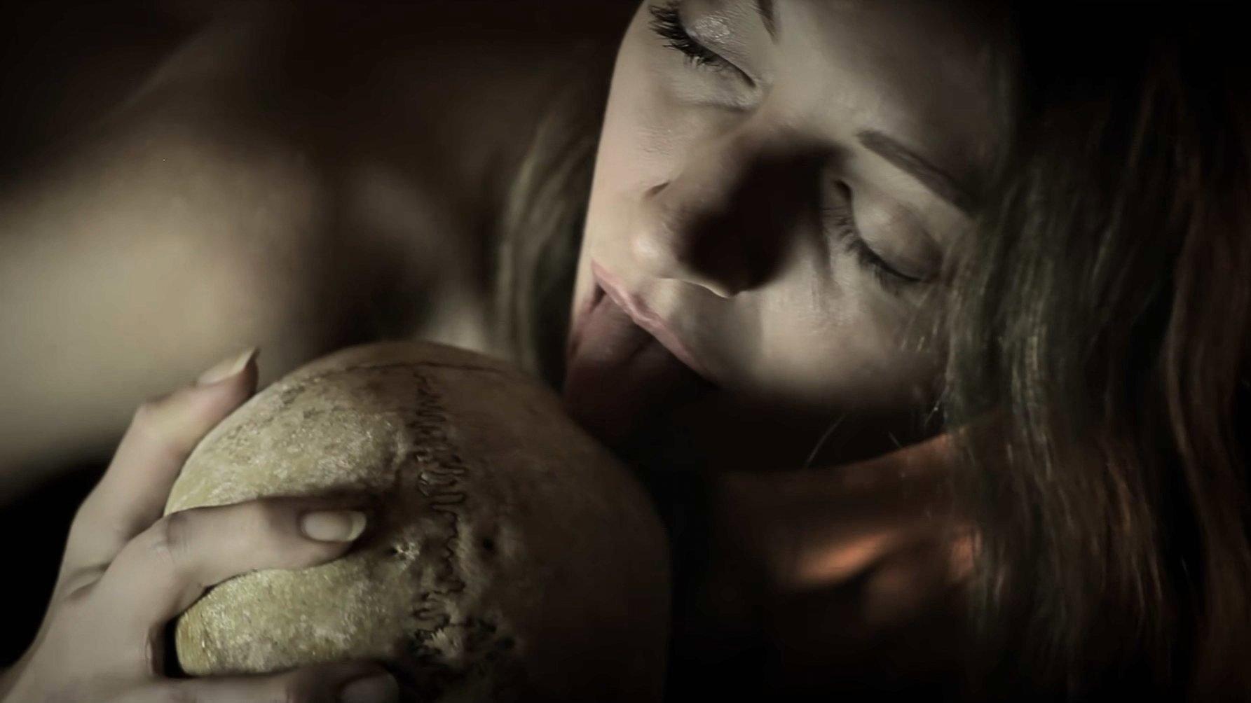 The Yearning of Maria D. 2018 movie scene