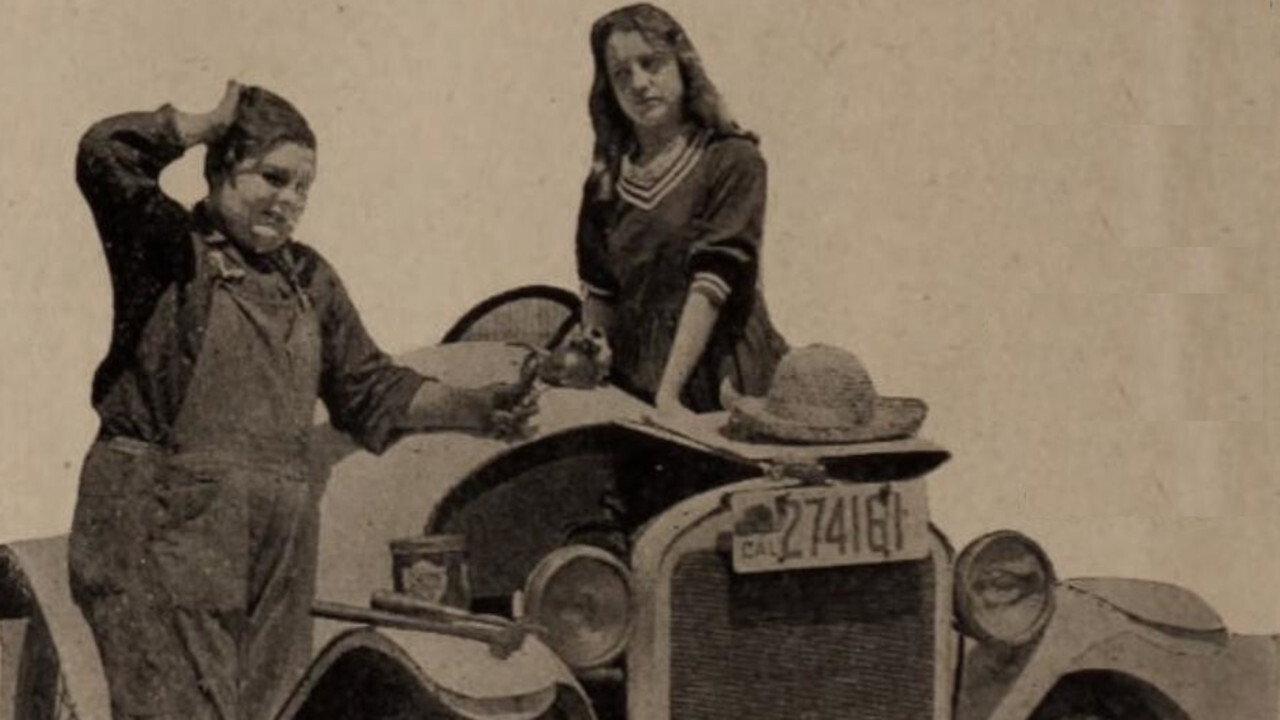 The Charmer 1917 movie scene