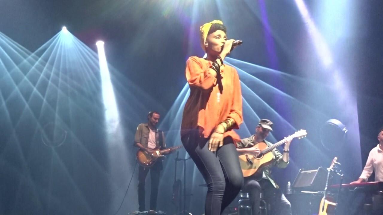 Imany à l'Olympia 2016 movie scene