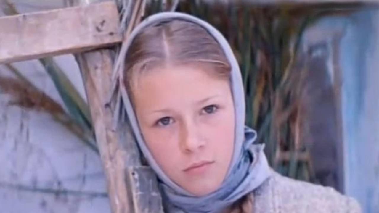 Under the Whistle of Bullets 1981 movie scene