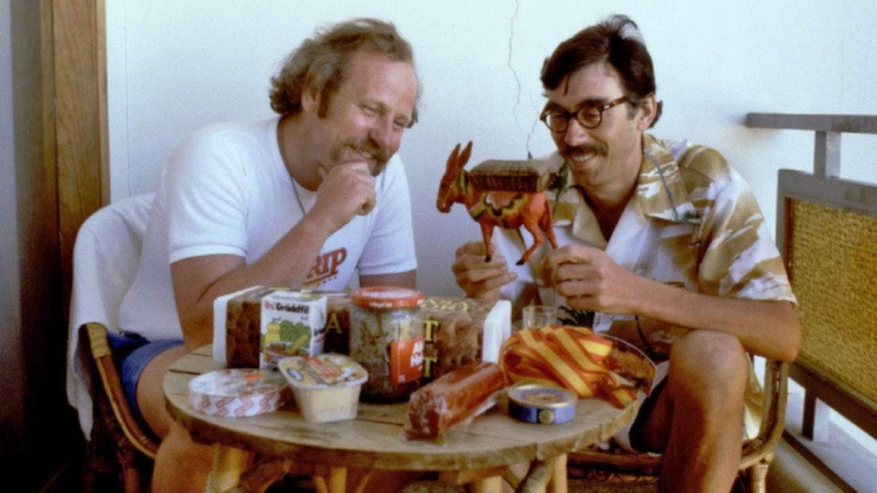 Package Tour 1980 movie scene